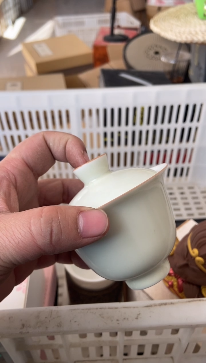 杯子瓷无运费险有瑕疵的摄影的产品有使用过的痕迹有点脏介意勿拍