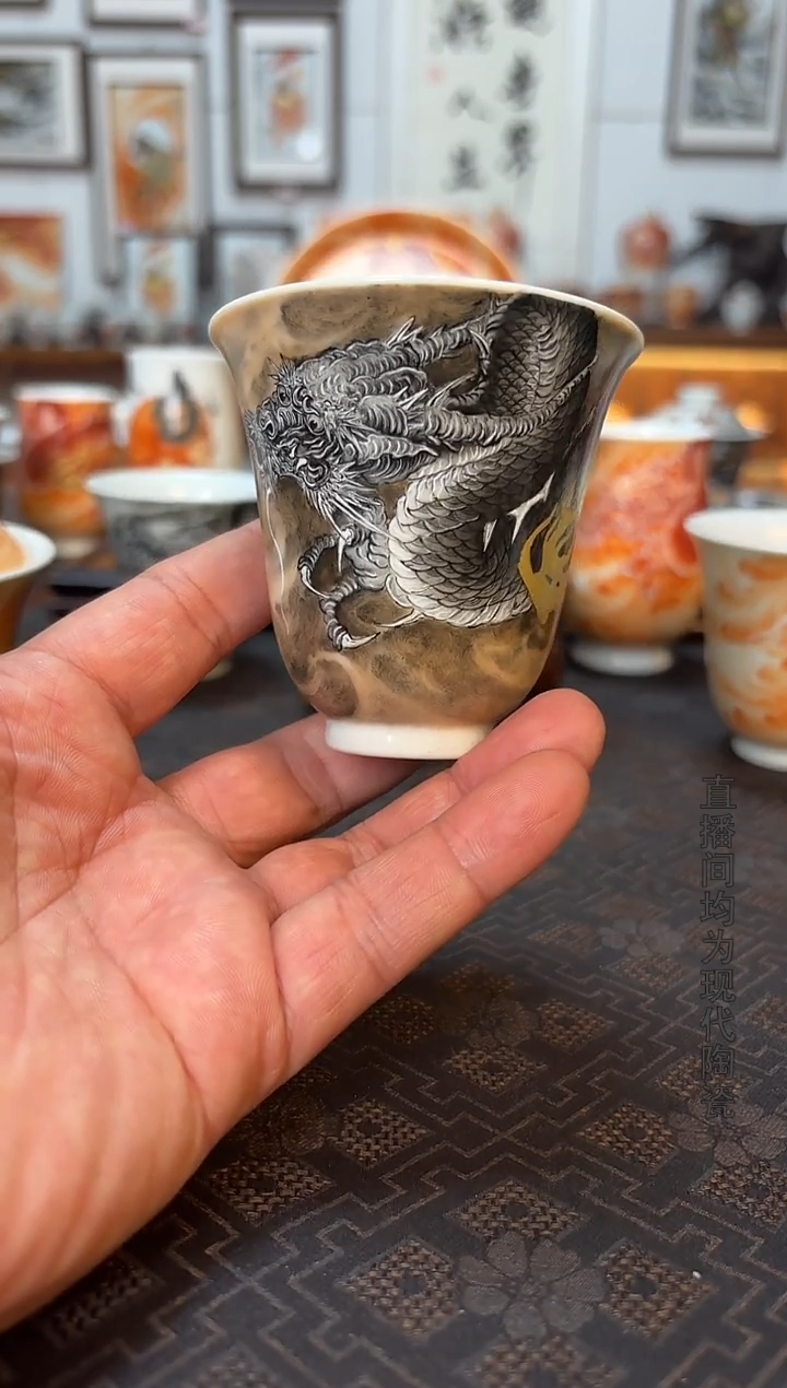 墨彩描金铃铛杯1个