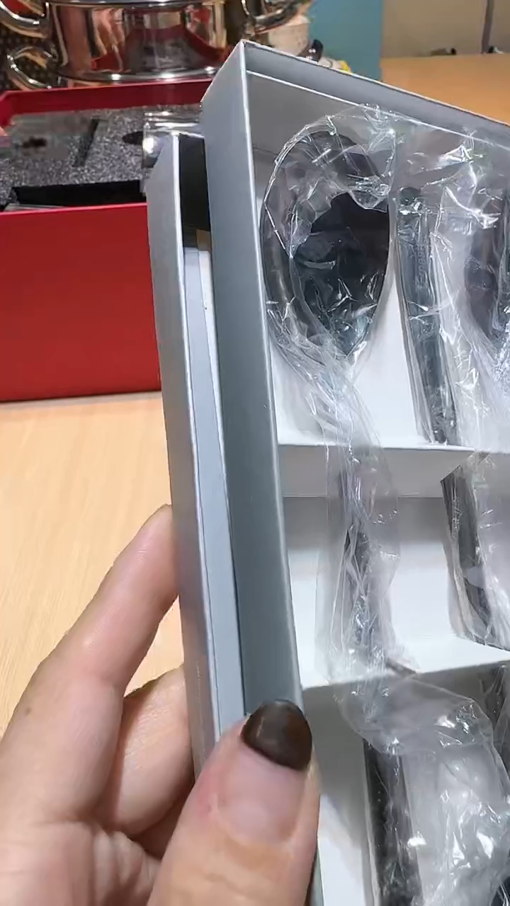 【闪购商品】瓷片锅碗瓢盆一件不剩