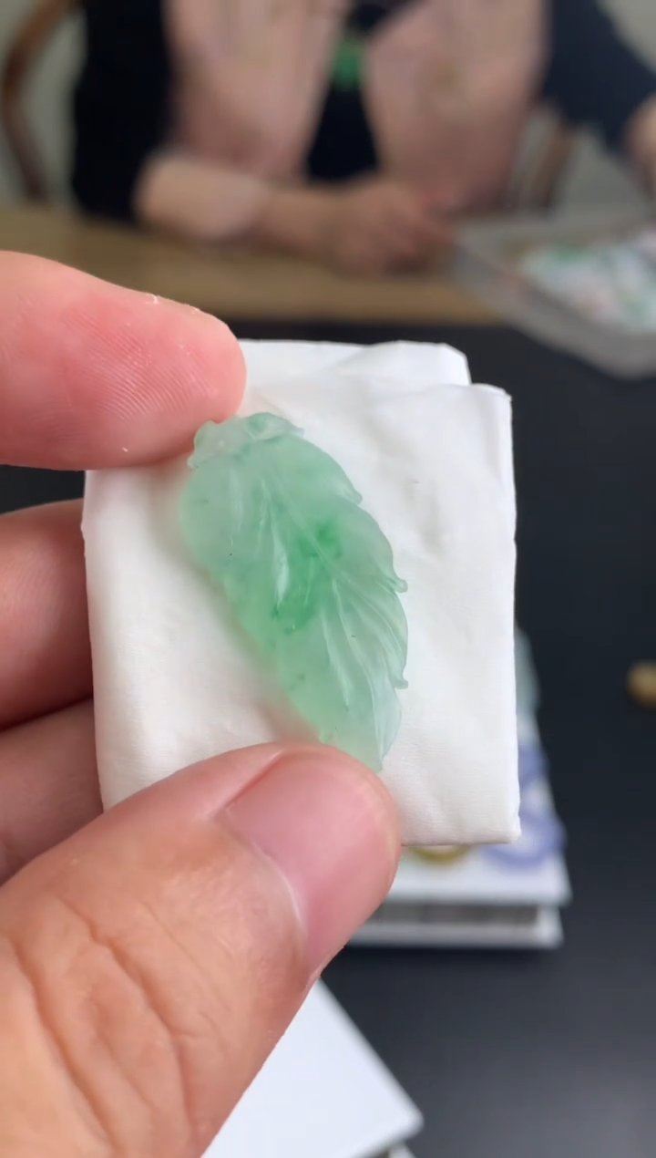 【闪购商品】定制翡翠未镶嵌翡翠
