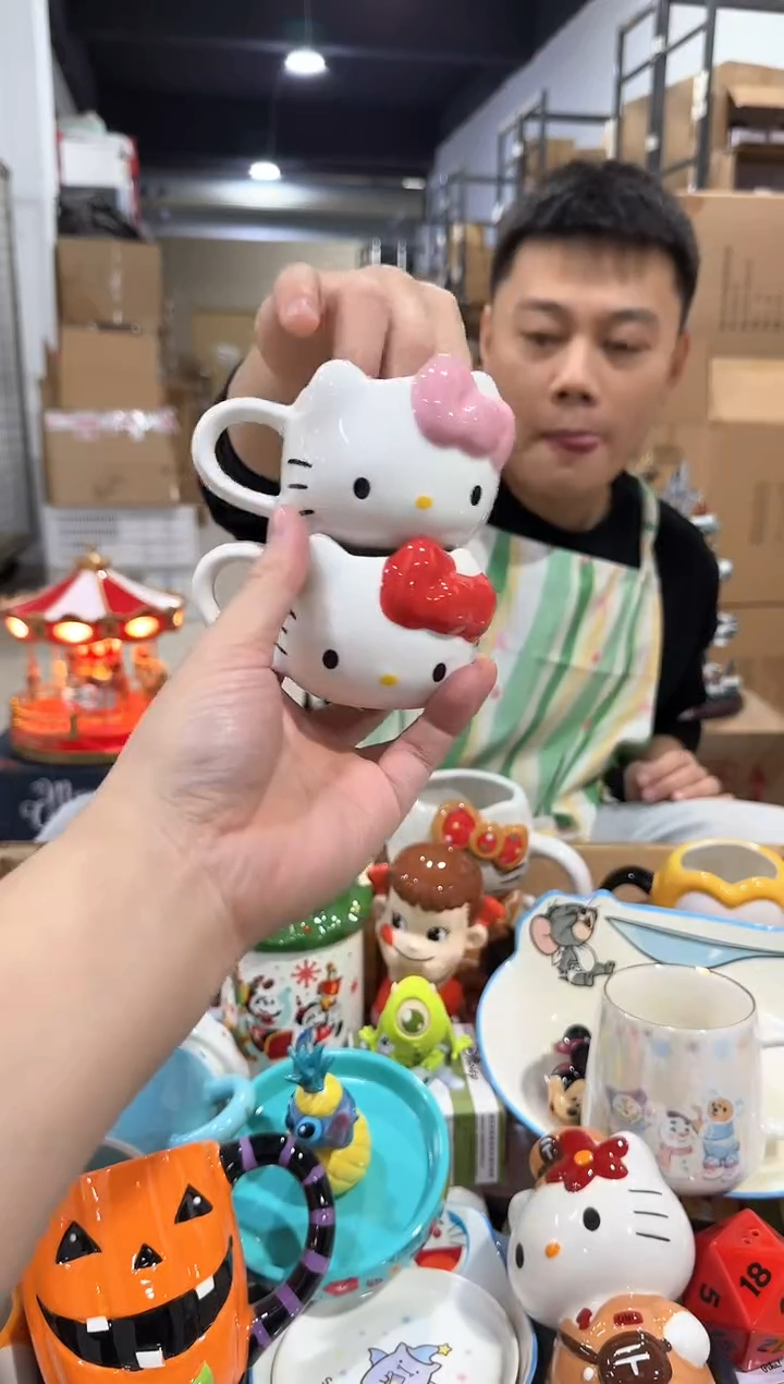 瓷片kkkt 一口杯 红色加粉色