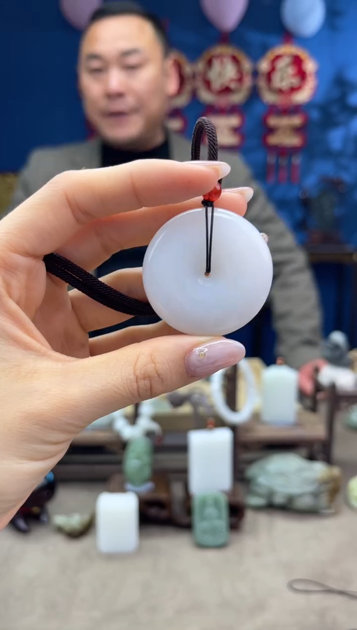 【闪购商品】和田玉颈饰未镶嵌1