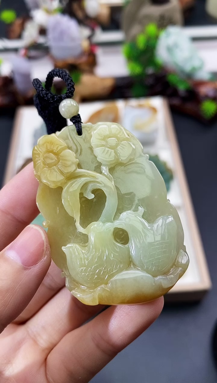 颈饰未镶嵌翡翠天然缅甸A货翡翠