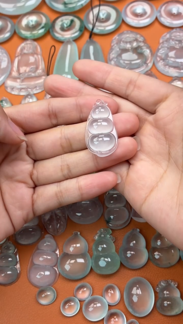 吊坠(不含链)未镶嵌翡翠22 豆子 33.1 18.1 5.7