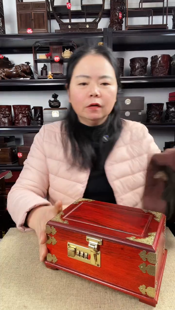 木362瑕疵老李红木工艺品