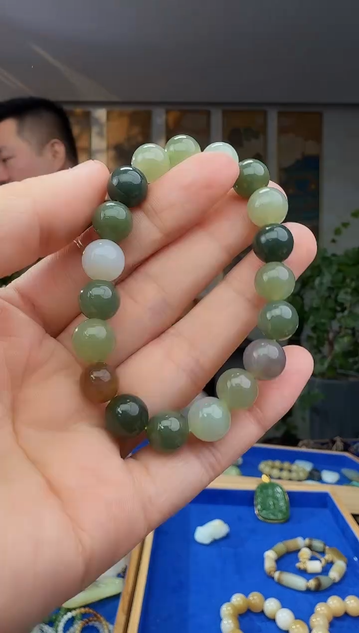 未镶嵌和田玉挂件拍一发一