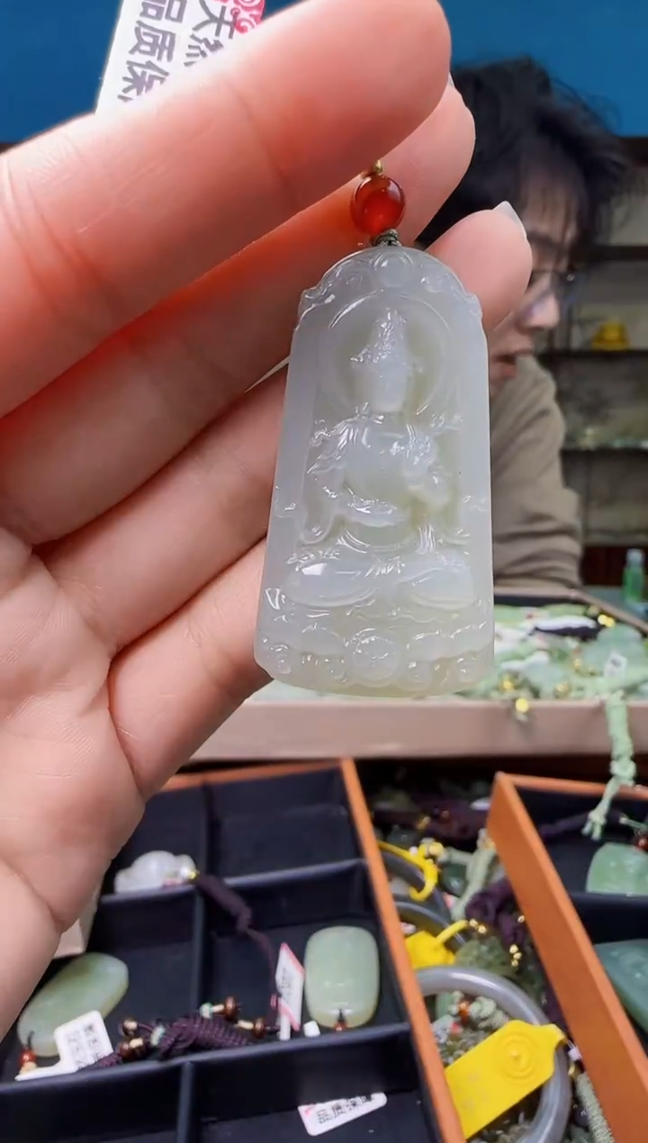 颈饰未镶嵌和田玉1