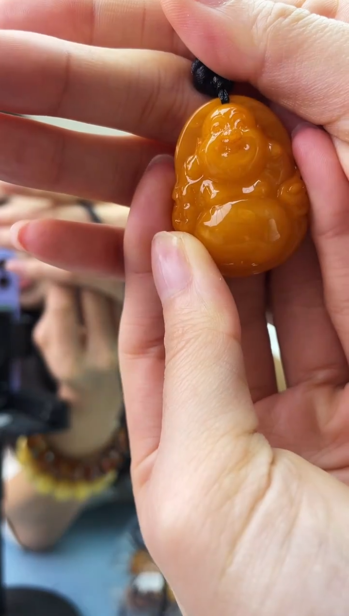 琥珀未镶嵌珠宝奇石T010微瑕假一罚十，多样性发一件