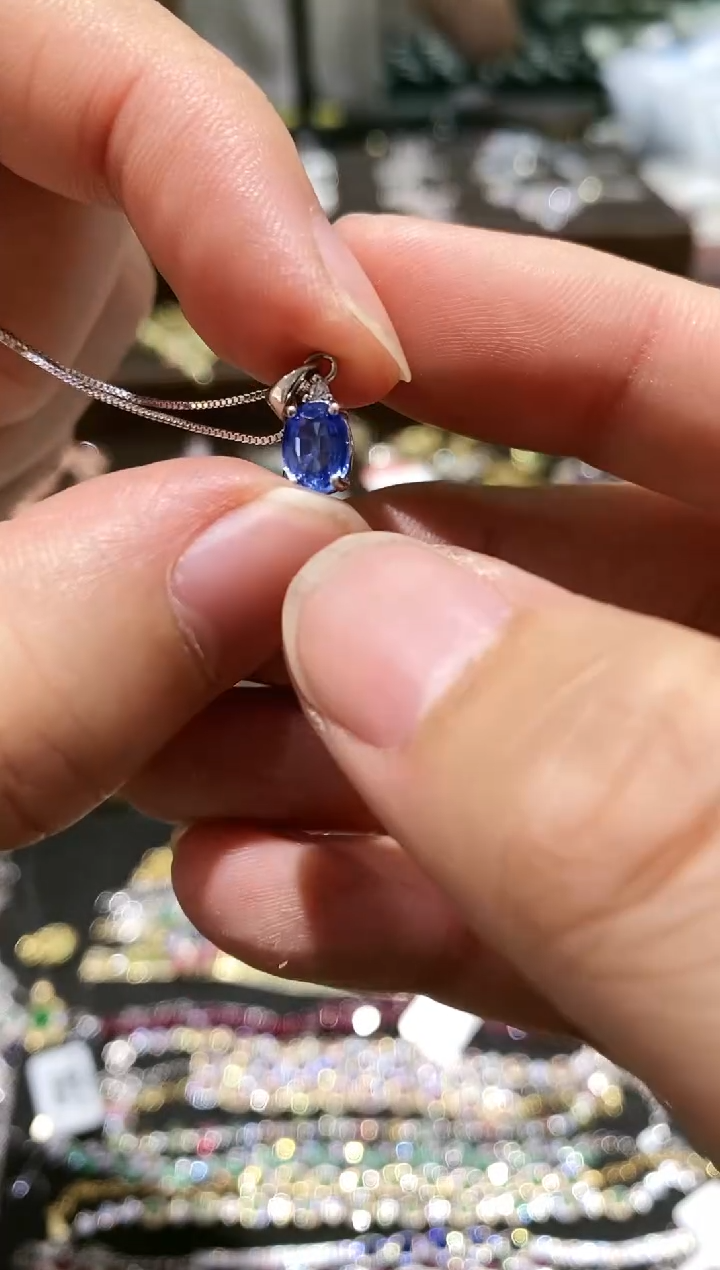 【闪购商品】蓝宝石颈饰银S925镶嵌吊坠