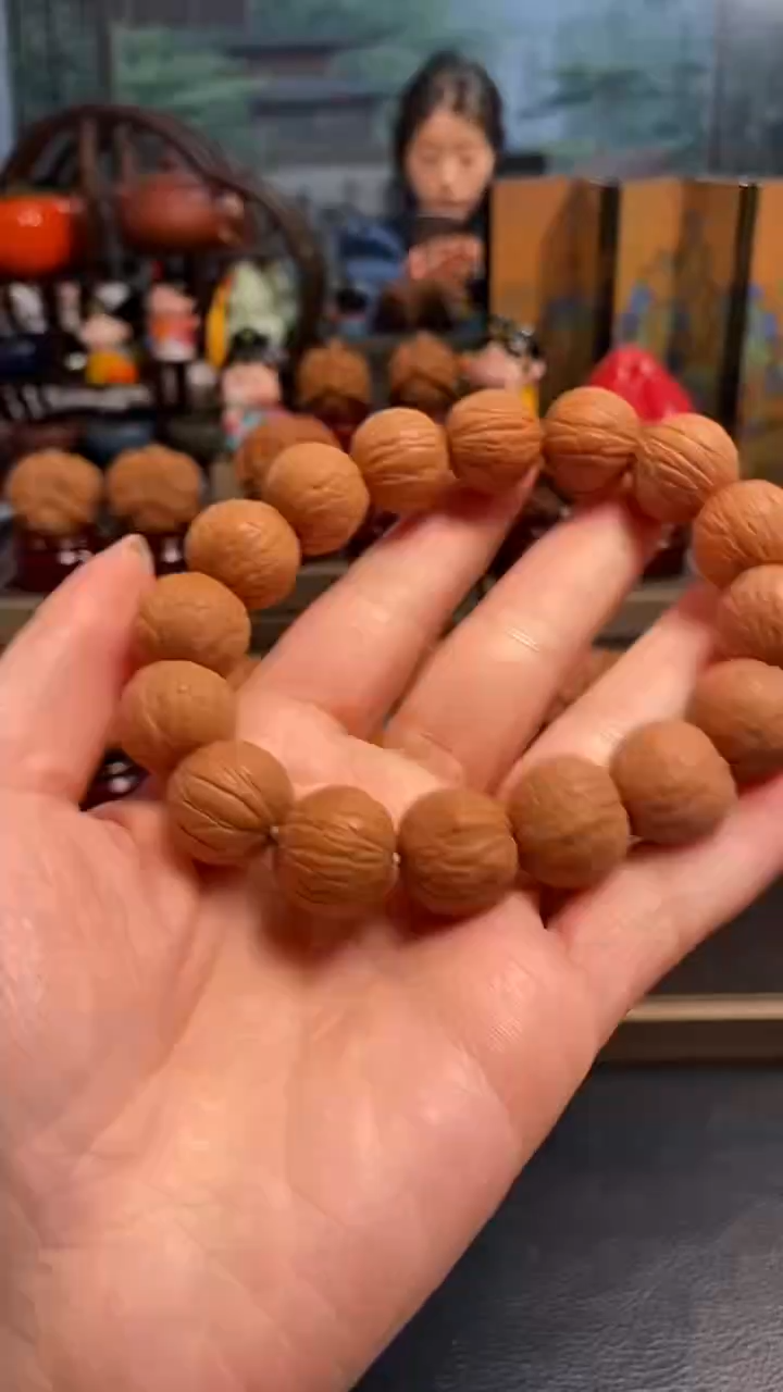 【闪购商品】文玩核桃把件A 612凤羽金丝手串