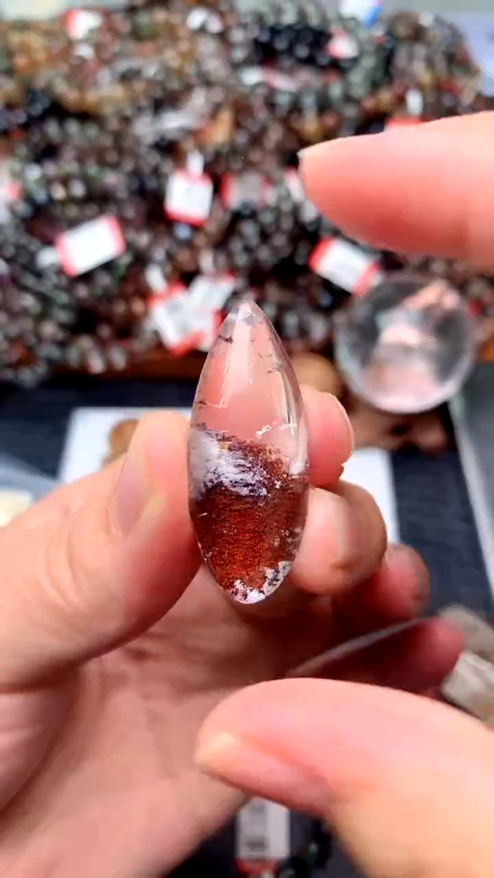 【闪购商品】水晶吊坠(赠链)未镶嵌天然110