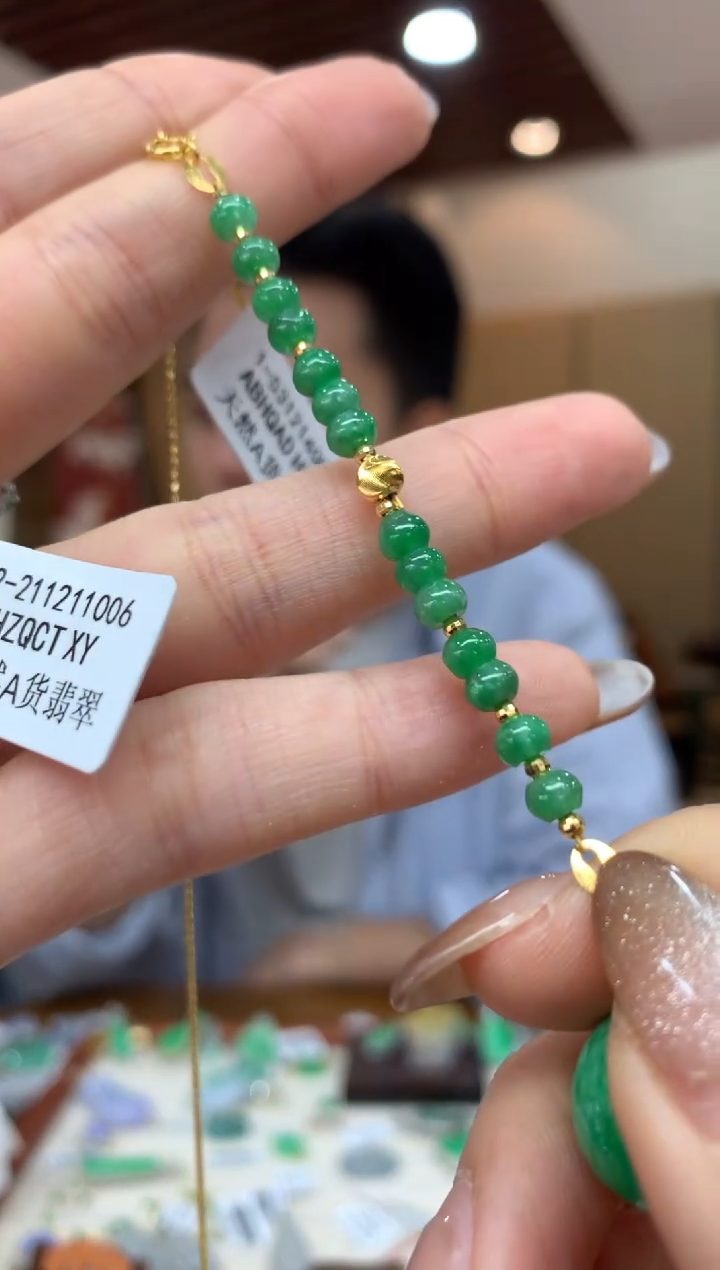 18K金镶嵌手链翡翠延长链