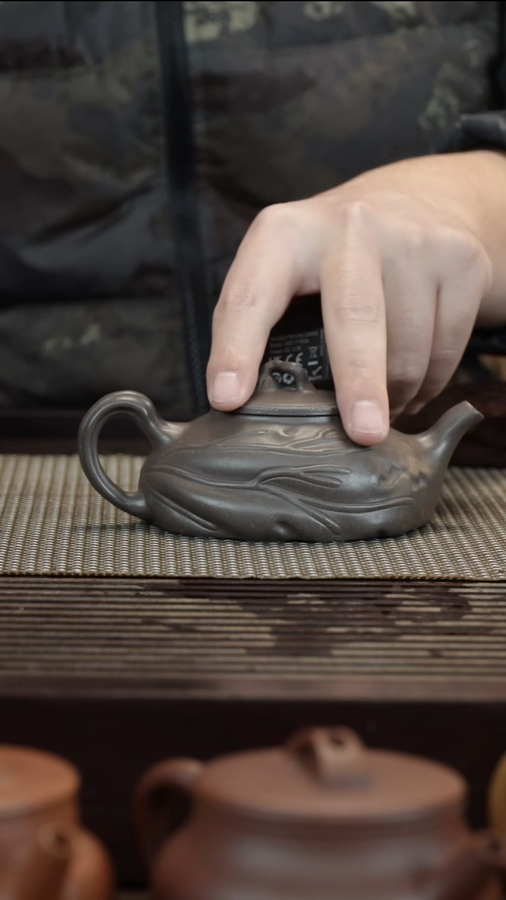 【闪购商品】紫砂茶壶天青荷叶壶半手工160CC