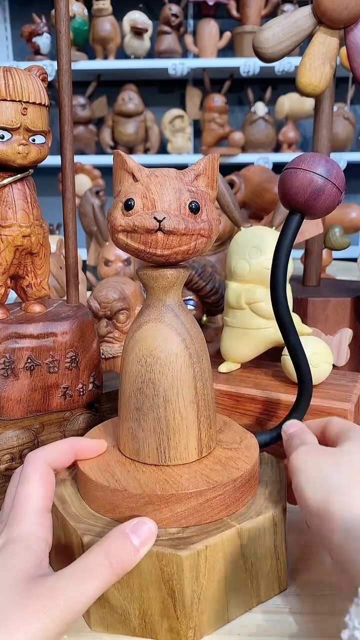 【闪购商品】木木雕摆件可爱卡通