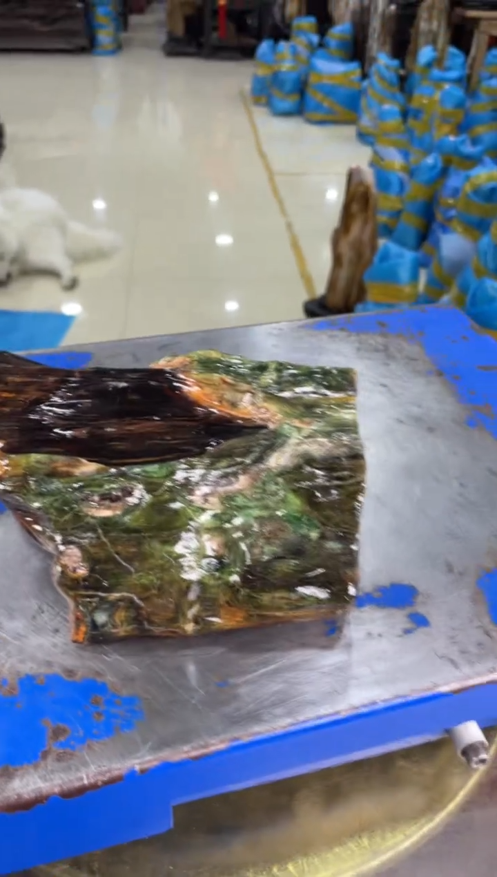 【闪购商品】硅化玉摆件未镶嵌47