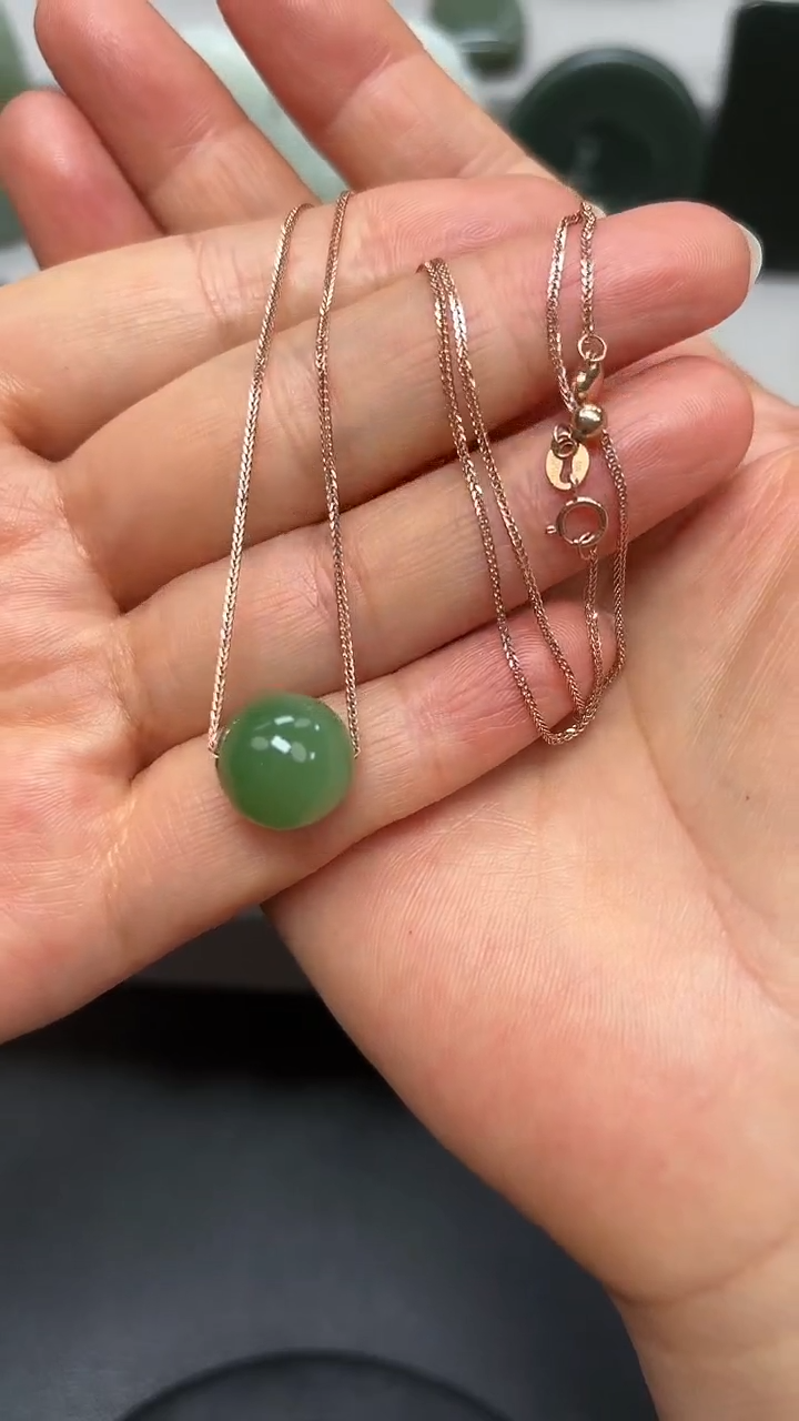 【闪购商品】和田玉颈饰18K金镶嵌.