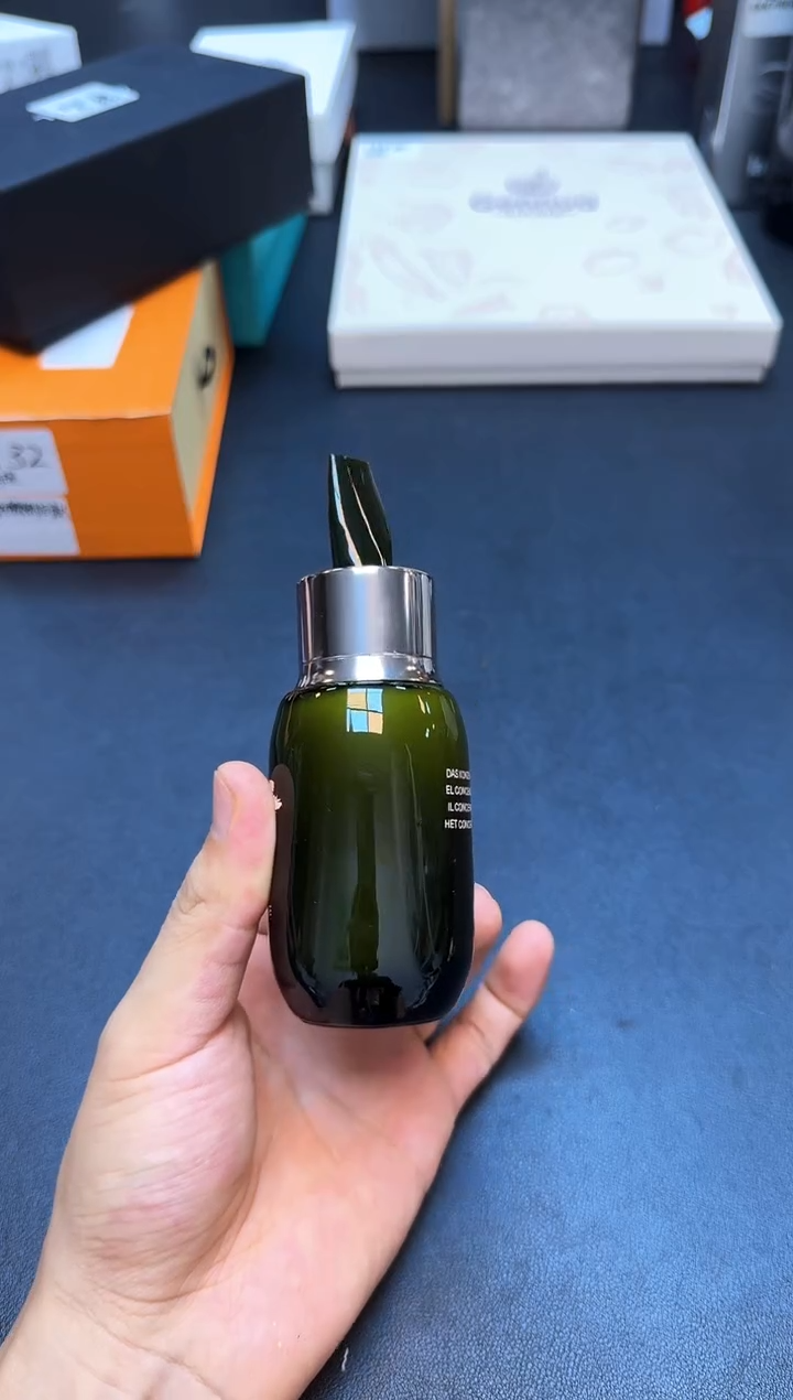 瓷片全新正品一件不留@@WE806