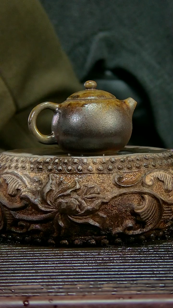 茶壶紫砂任*行西施 容量100