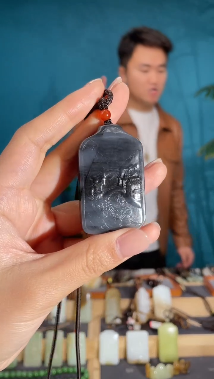 颈饰未镶嵌和田玉1