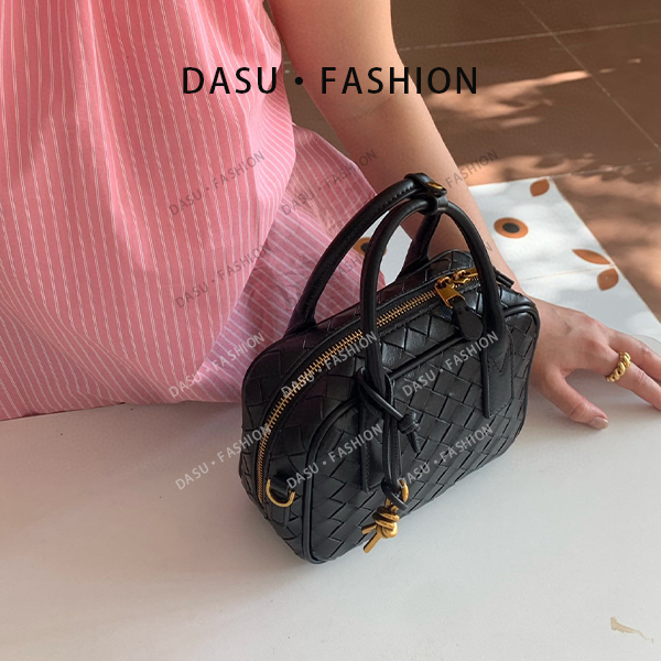 【苏总专属】SK-91898-黑色时尚潮流气质小众腋下斜挎包