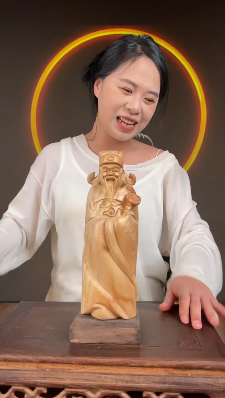 【闪购商品】柏木（崖柏）手工摆件,先抢先得!