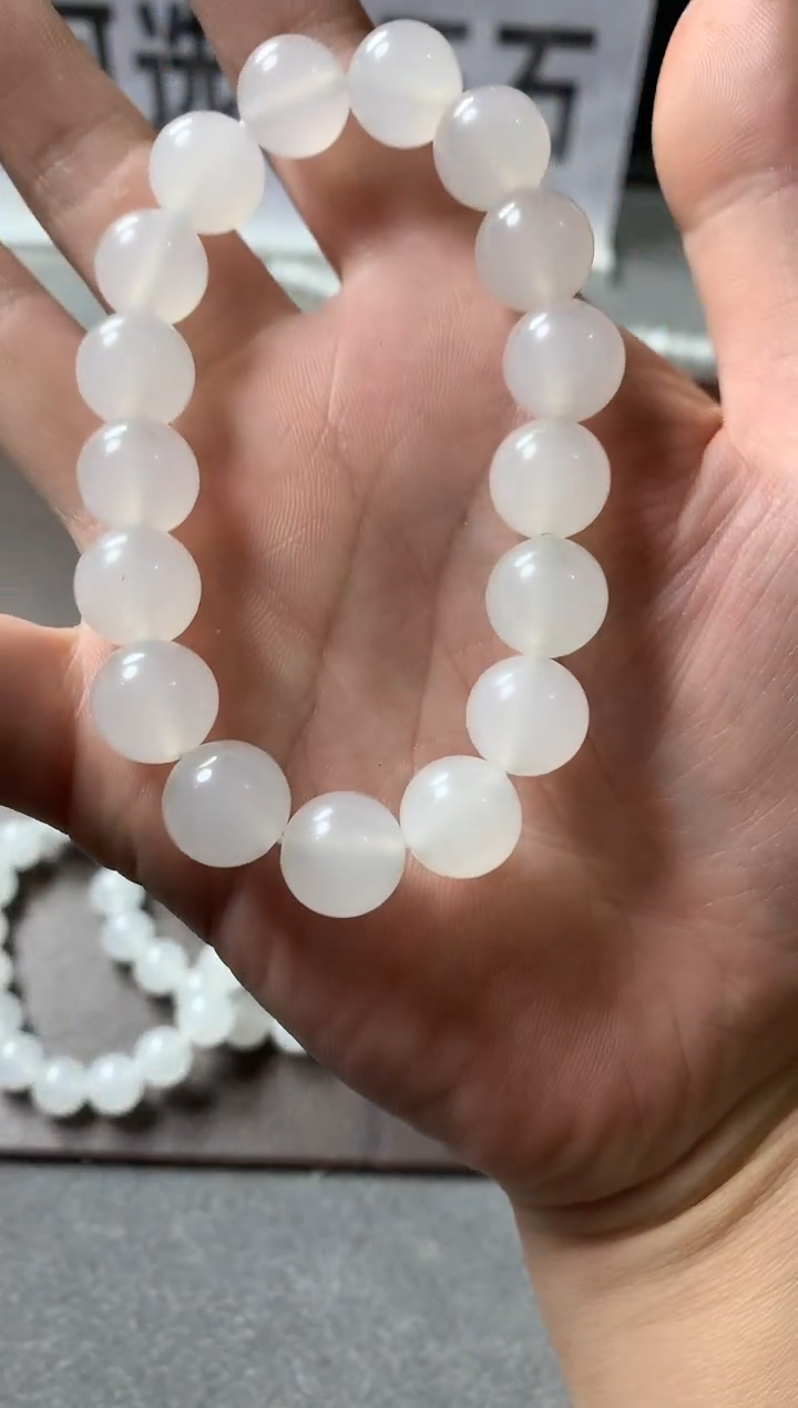 【闪购商品】石英质玉（金丝玉）颈饰未镶嵌手串