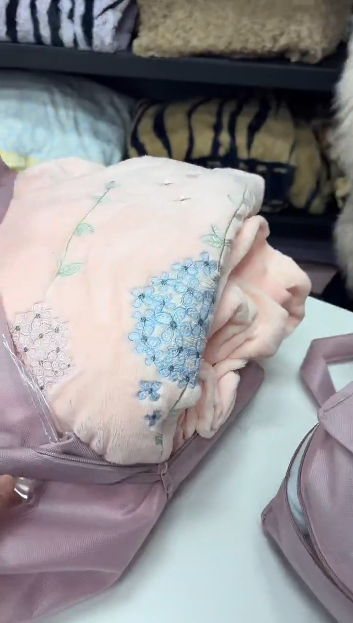 氨纶2米刺绣工艺款四件套玉粉色