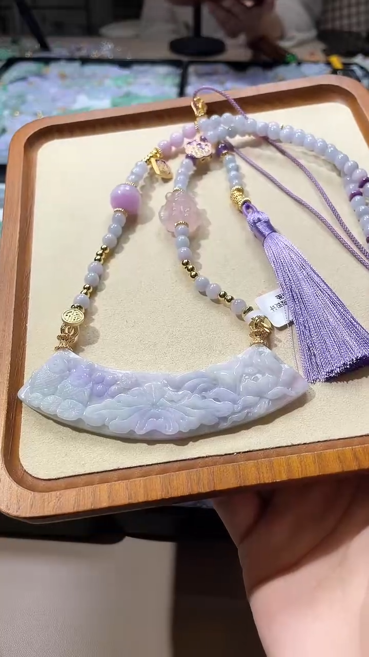 【闪购商品】翡翠颈饰未镶嵌吊坠