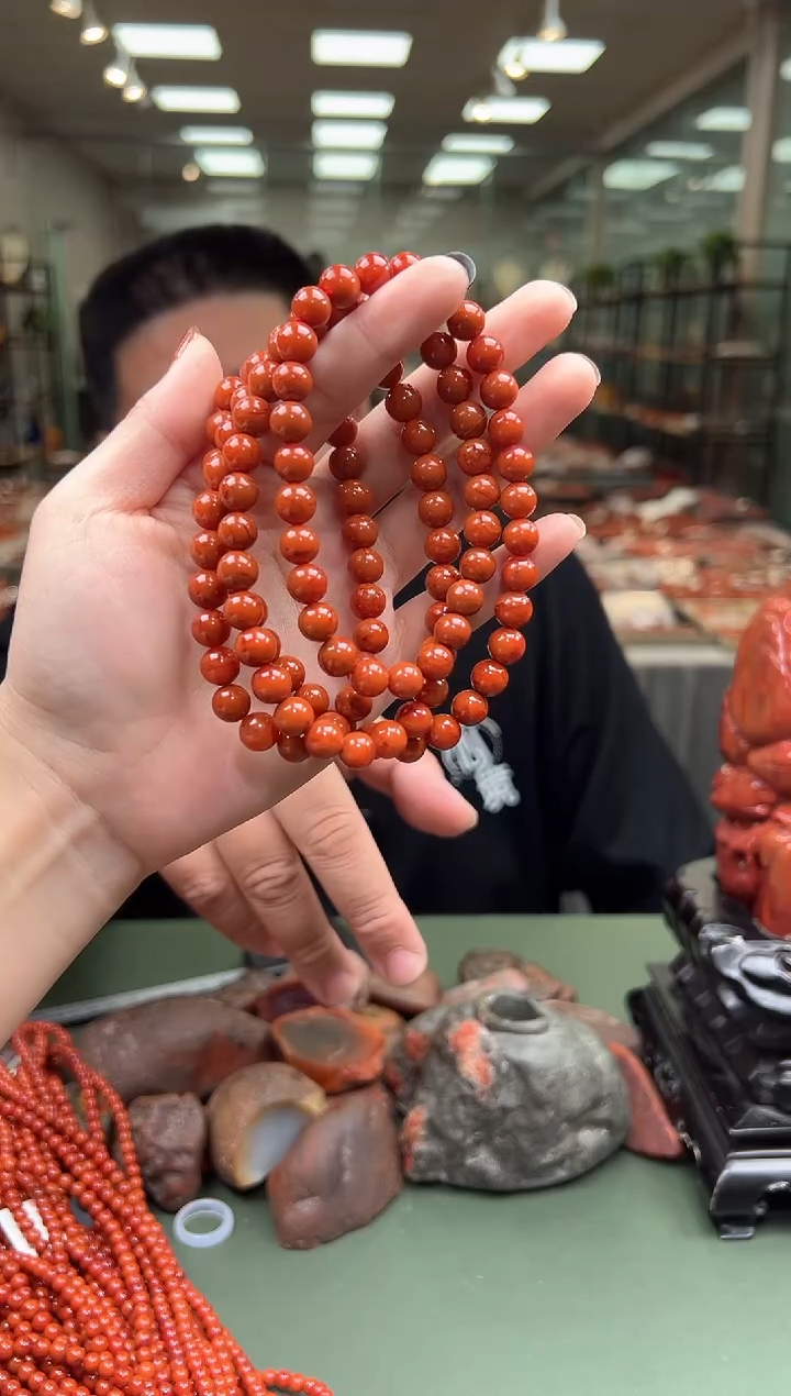 【闪购商品】南红玛瑙手链未镶嵌多圈手串一条约8mm 多样性发货