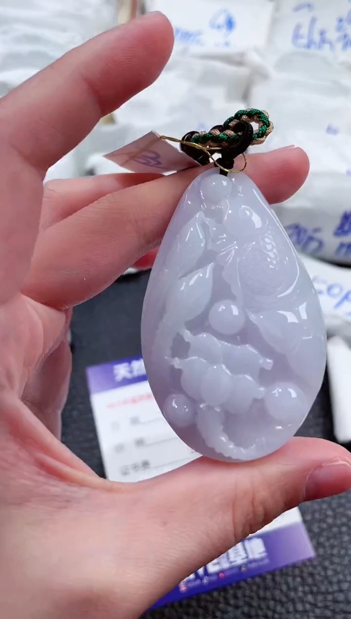 【闪购商品】翡翠颈饰未镶嵌00019548