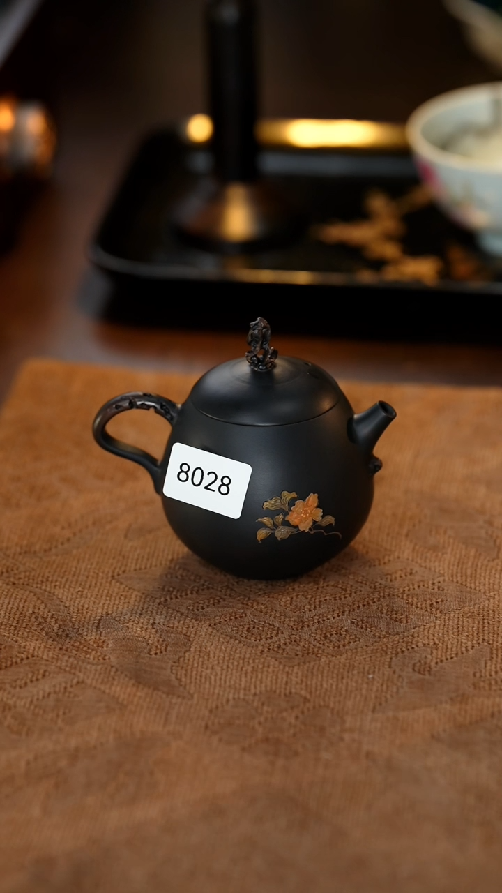 【闪购商品】雲梦茶器紫陶小壶8028