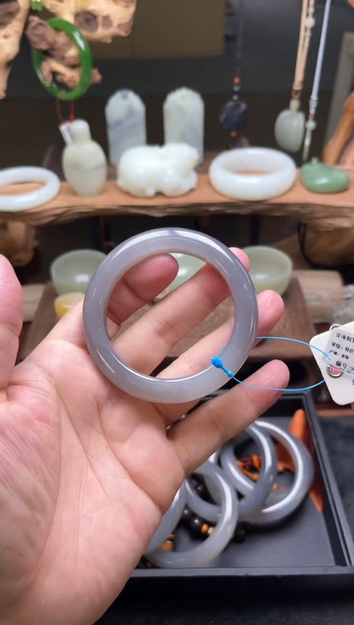 【闪购商品】和田玉手镯未镶嵌 青海烟紫 54圈 9006783