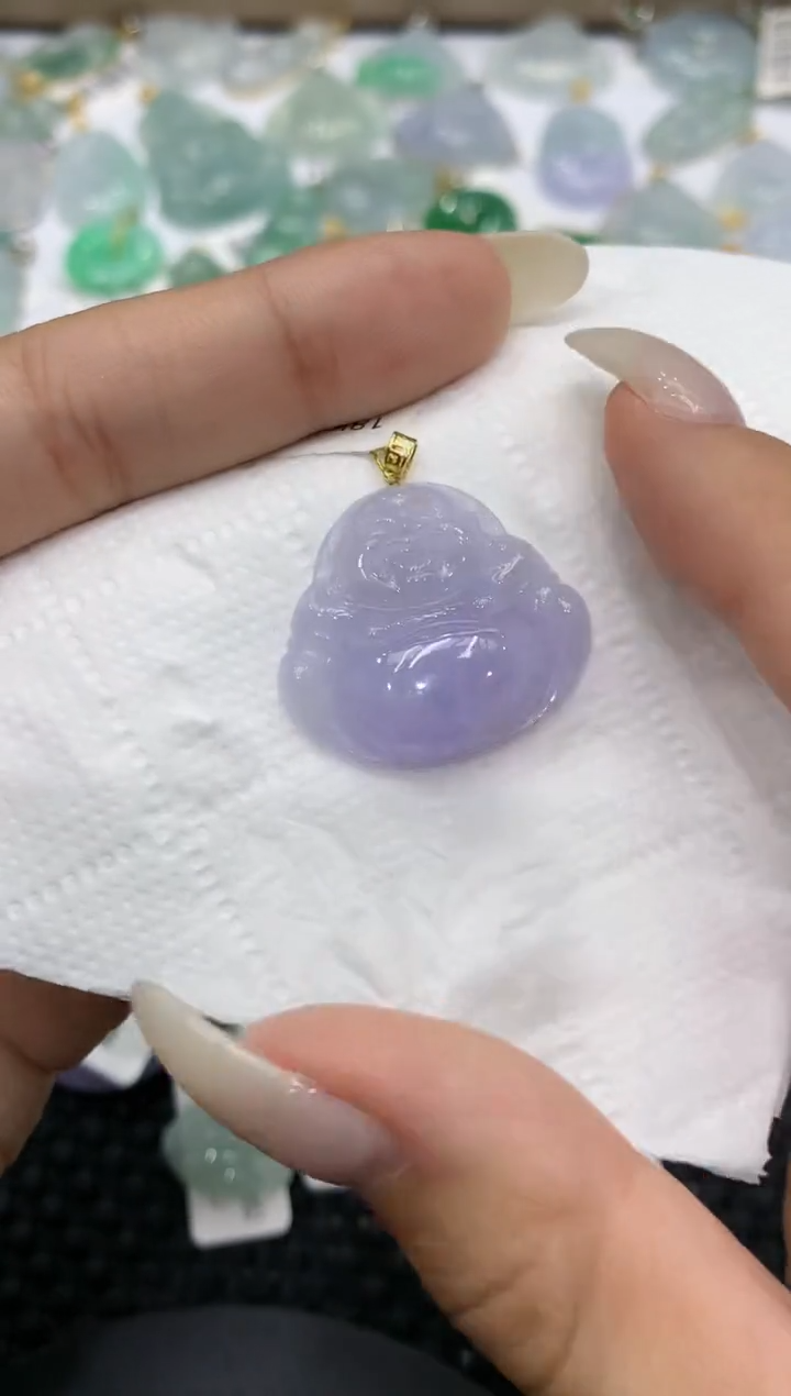 颈饰18K金镶嵌翡翠111111111111