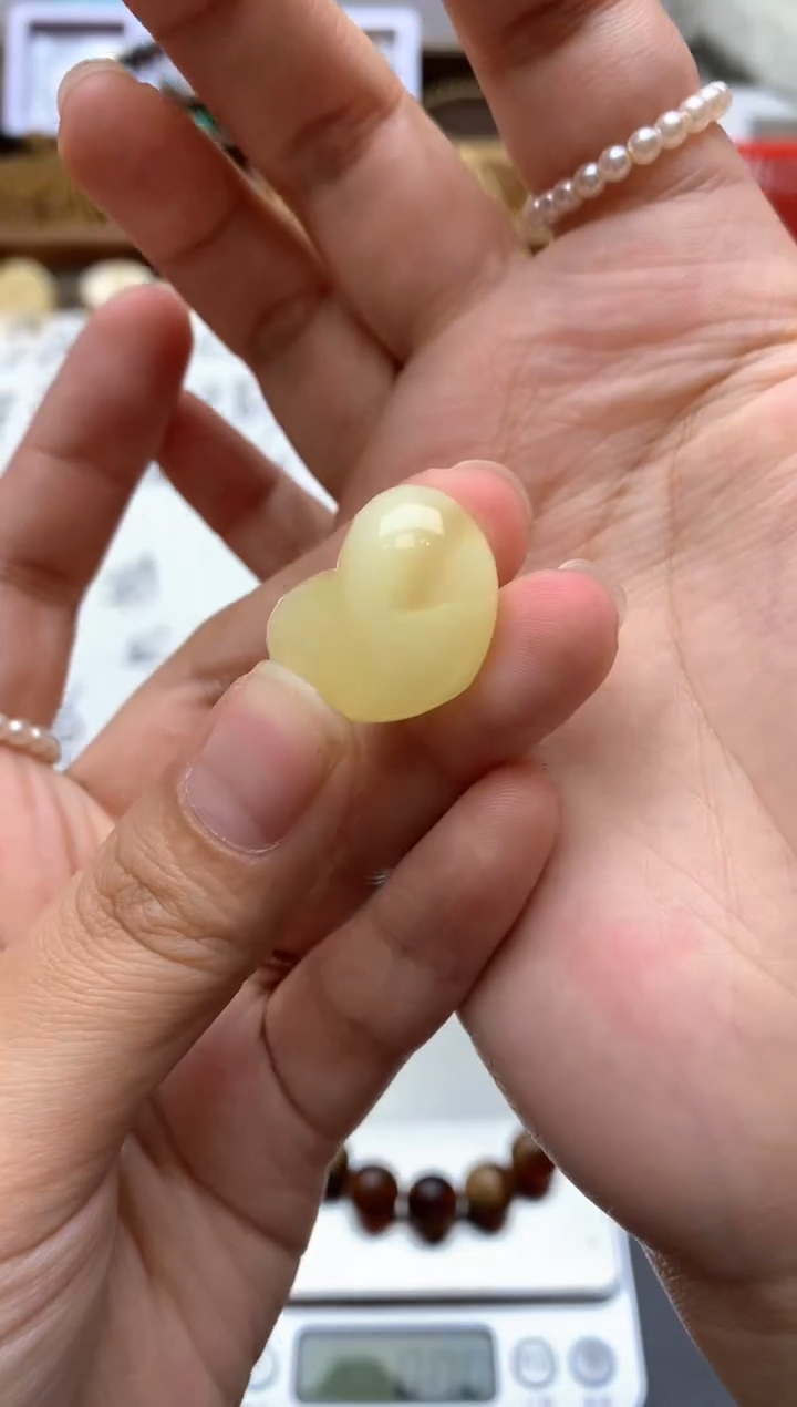 【闪购商品】琥珀珠宝奇石未镶嵌047琥珀蜜蜡花粉有纹小坑介意勿拍