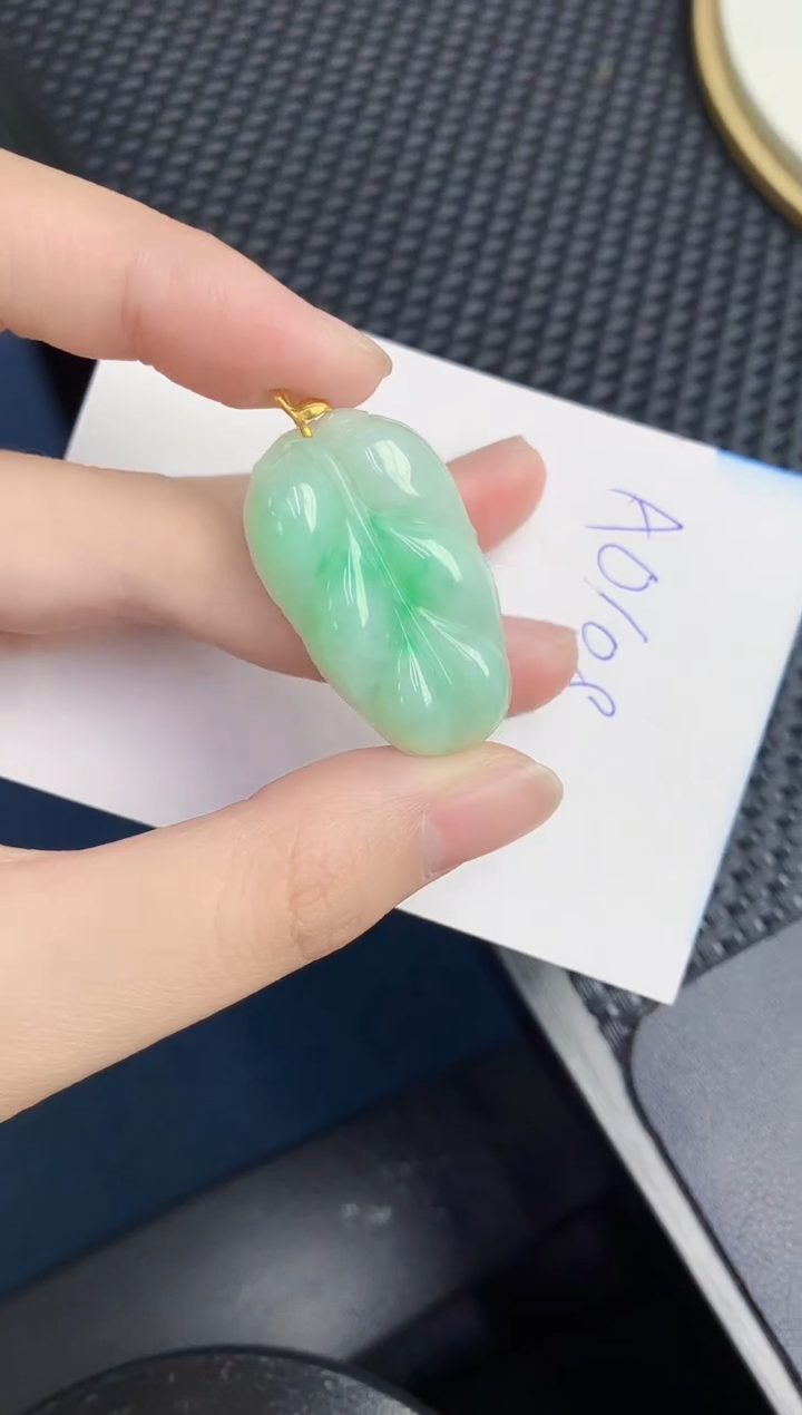 【闪购商品】翡翠颈饰18K金镶嵌000000000