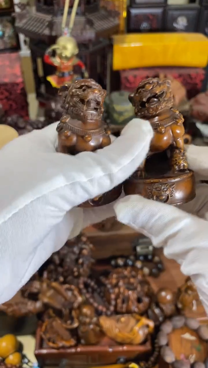 木小叶黄杨小件小狮子一对