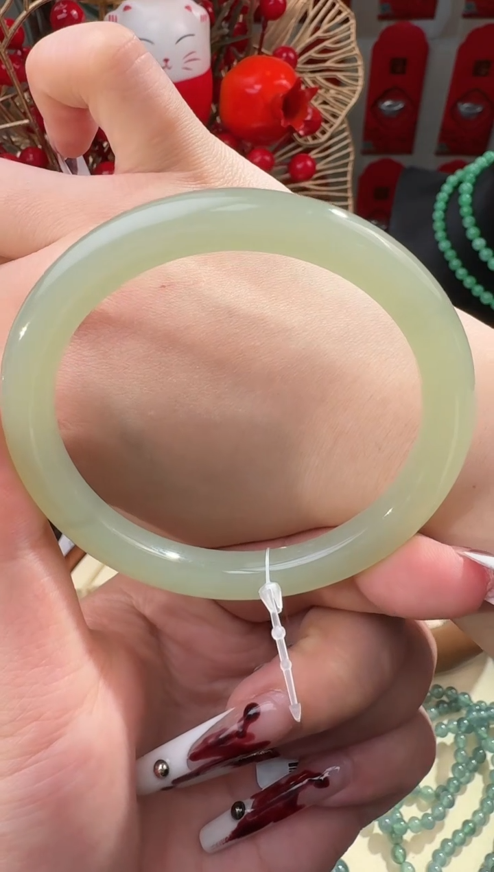 【闪购商品】和田玉手镯未镶嵌手镯