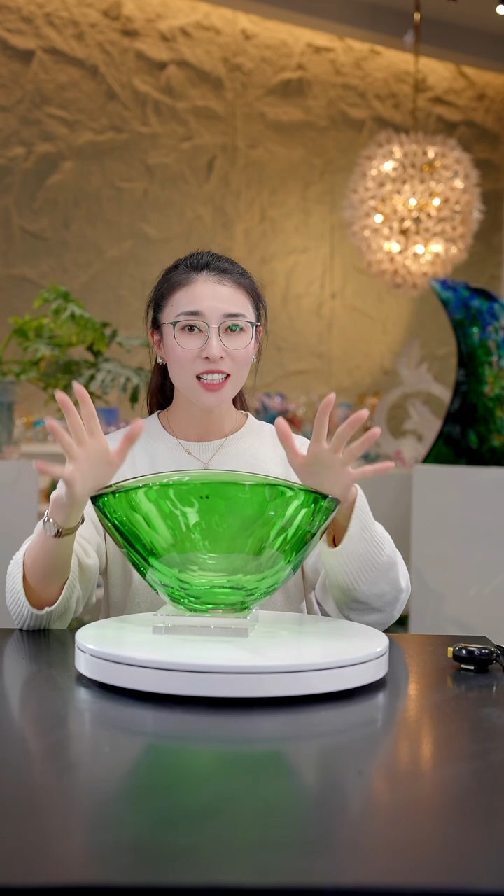 手工艺品琉璃祖母绿切面元宝果碗