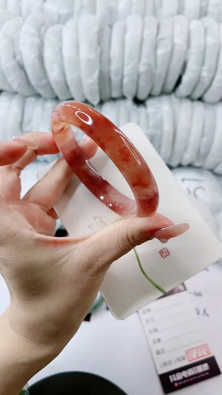 【闪购商品】石英质玉手镯未镶嵌0397545270-62多样性发货