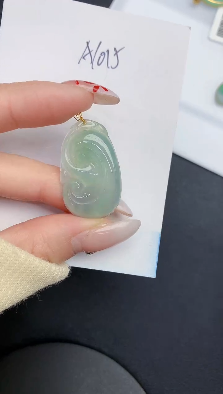 【闪购商品】翡翠颈饰18K金镶嵌0000000000