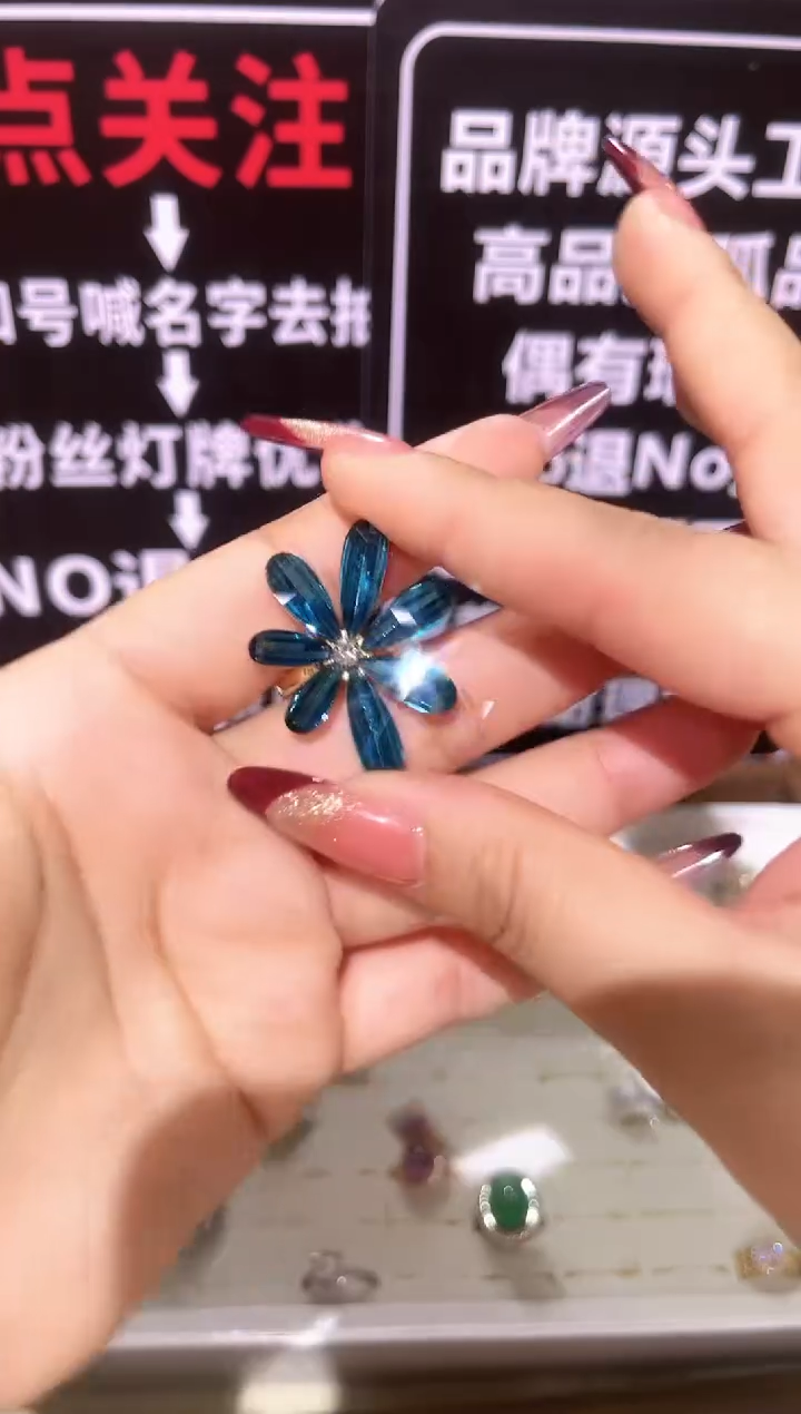 大理石铁合金精品饰界