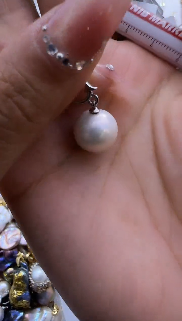 【闪购商品】淡水珍珠吊坠未镶嵌901