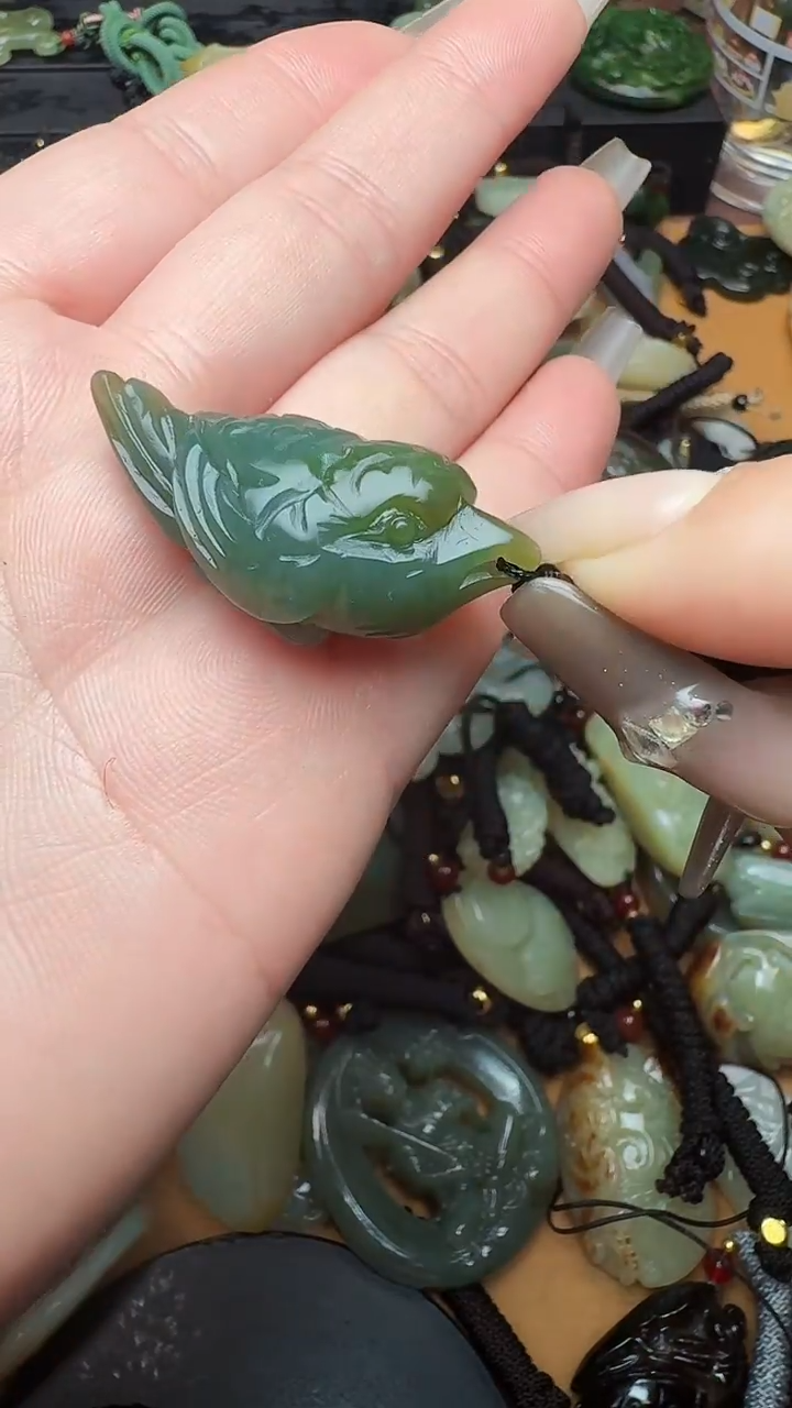 【闪购商品】和田玉颈饰未镶嵌1