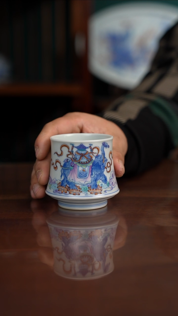 空山明月新斗彩太平有象