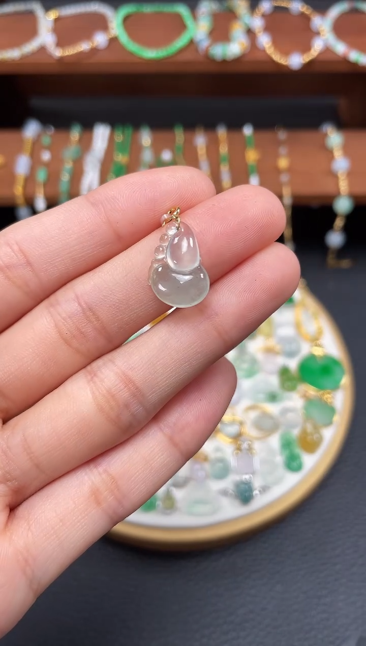 【闪购商品】翡翠吊坠(不含链)18K金镶嵌一个   JK315