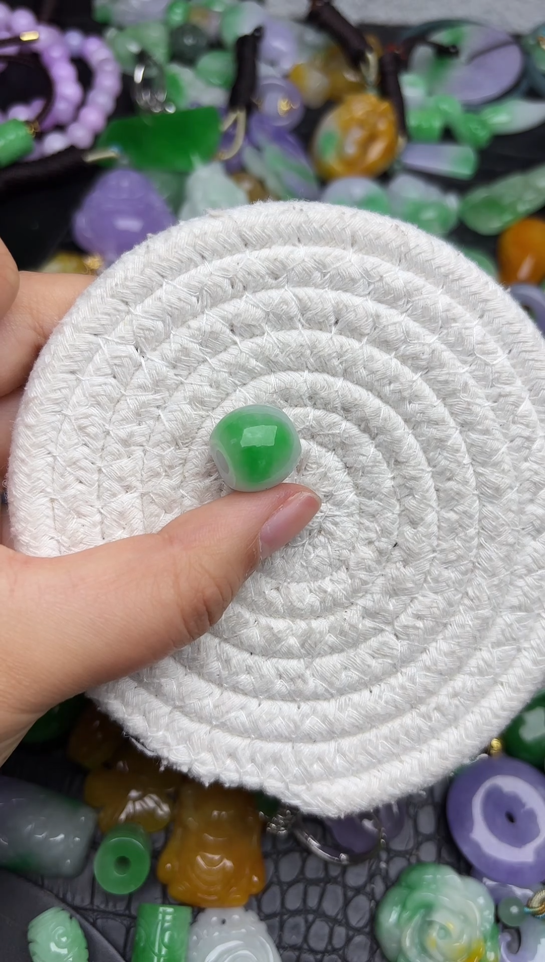 颈饰未镶嵌翡翠缅甸翡翠吊坠