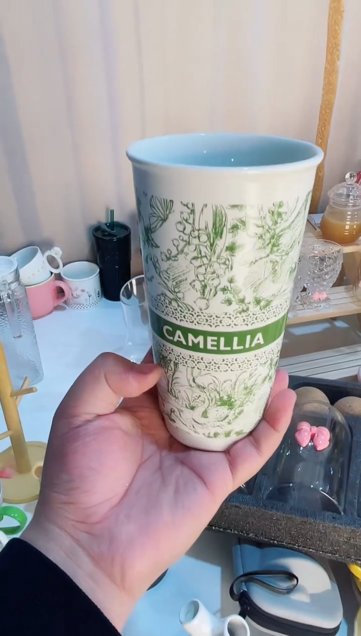 【闪购商品】瓷片水杯 发货快质量好