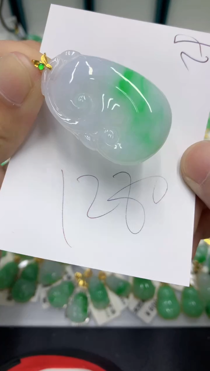 【闪购商品】翡翠颈饰18K金镶嵌翡翠