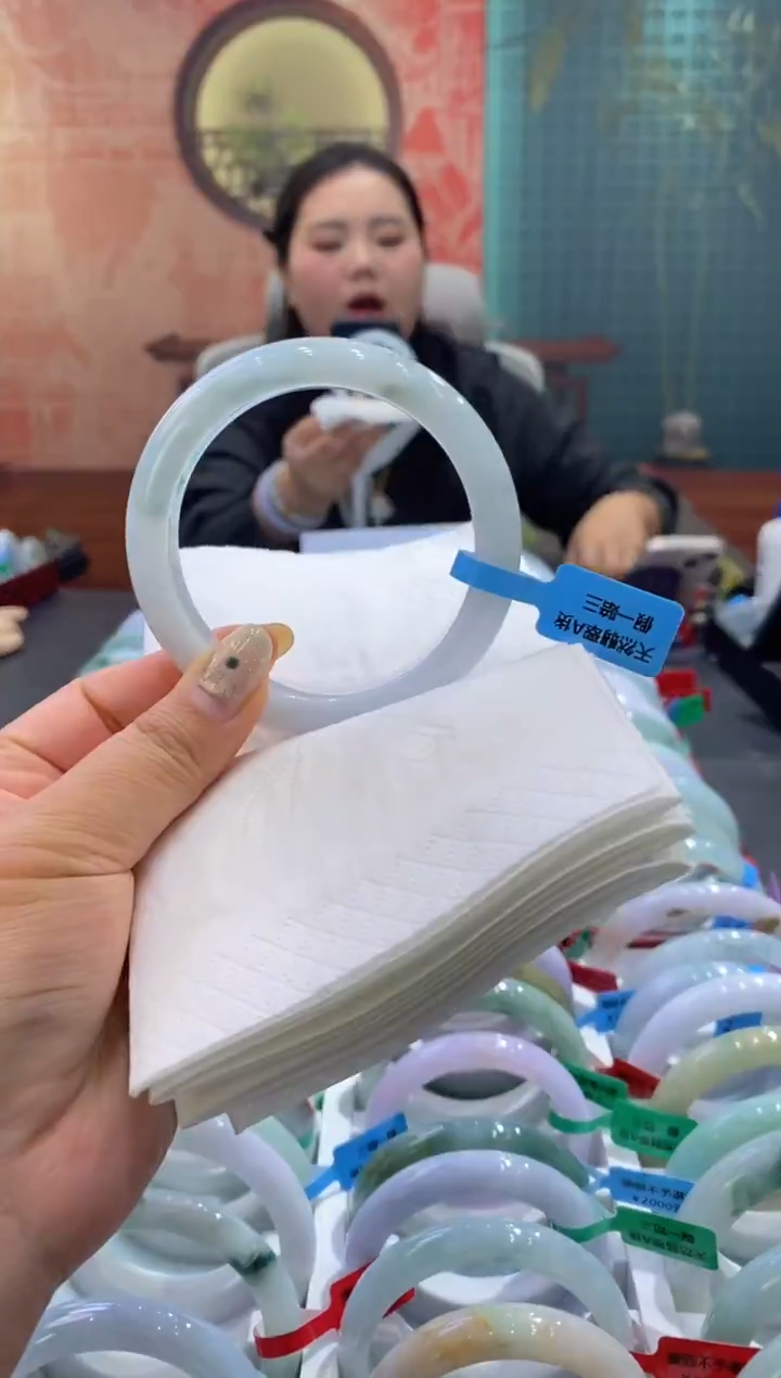 未镶嵌手镯翡翠多人00011595