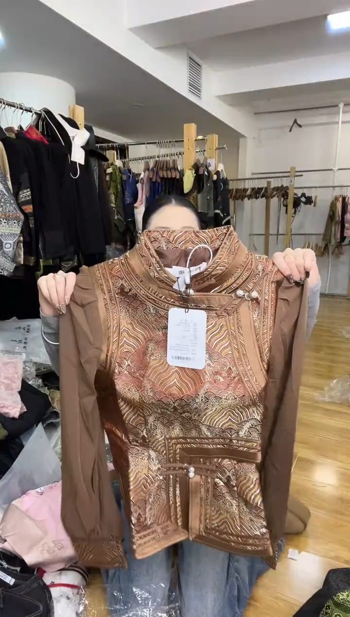 纱袖马甲       L码        105-115斤